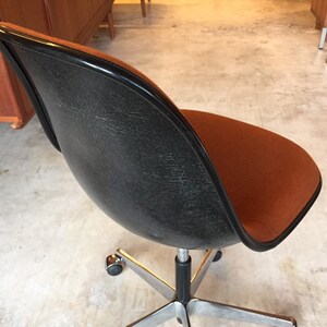 Rare Original 60s Vitra Charles & Ray Eames PSC Fiberglass Miller Chair Deskchair 4 Office Armchair to Teak image 4