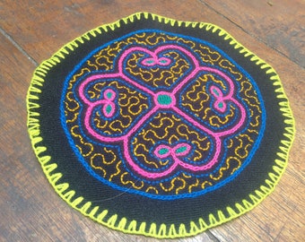 Shipbo Pinon Songs Shipibo tapestry made by a Shipiba Tribswoman in the Jungle Chaman Shipibo Art Shamanism