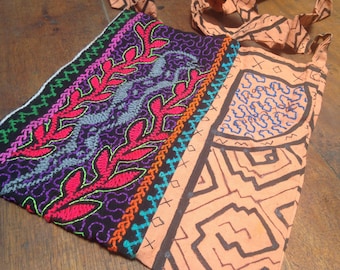 Shipbo Pinon Songs Shipibo tapestry made by a Shipiba Tribswoman in the Jungle Chaman Shipibo Art Shamanism