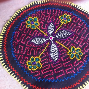 Shipbo Shipibo Patch made by a Shipiba Tribeswoman in the Jungle Chaman Shipibo Art Shamanism