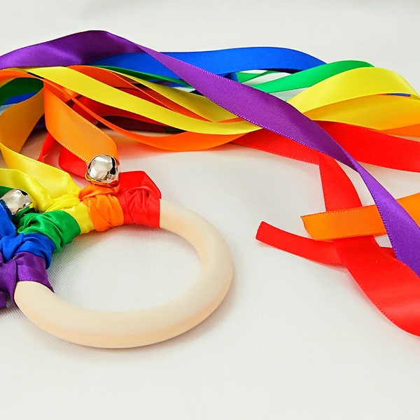 Regenbogen-Drachenring WALDORF-MONTESSORI Pädagogik, Sinnesspielzeug, Bänder, Glöckchen, Baby Montessori