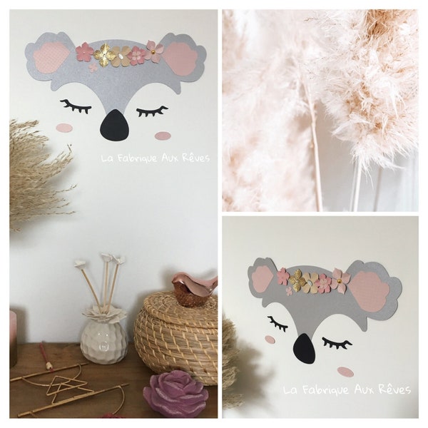 Stickers Jolie koala endormie et sa couronne de fleurs - décoration chambre bébé koala rose gris doré