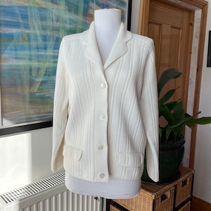 Jaeger, jaeger cardigan, vintage cardigan, vintage jacket, white cardigan, preppy cardigan, minimalist cardigan, size 36,