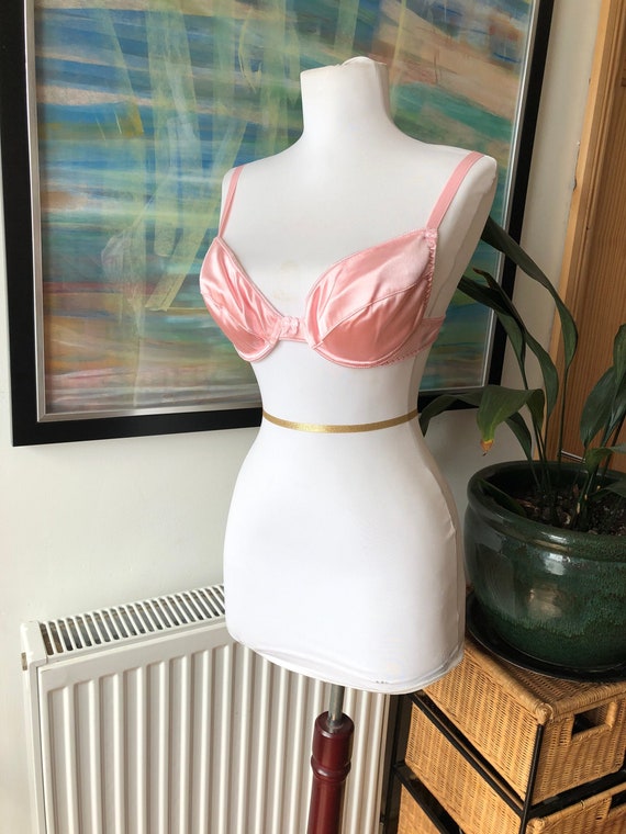 Buy Bra, Pink Bra, Vintage Bra, 32B Bra, Vintage Lingerie, Pink Lingerie,  Beauty Line Bra, Vintage Lingerie, Lingerie, Burlesque Online in India 