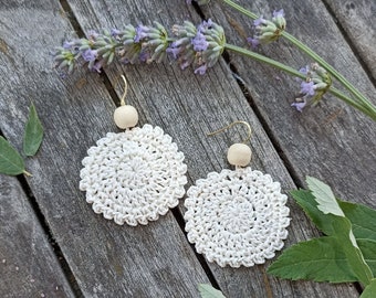 Boucles d'oreilles au crochet. Bijoux bohème.