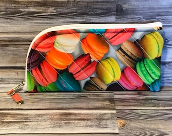 French Macaroons Glasses Case