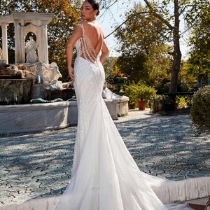 Gorgeous open back mermaid wedding gown,Luxurious Unique lace mermaid wedding dress, elegant mermaid bridal gown, beautiful wedding dress