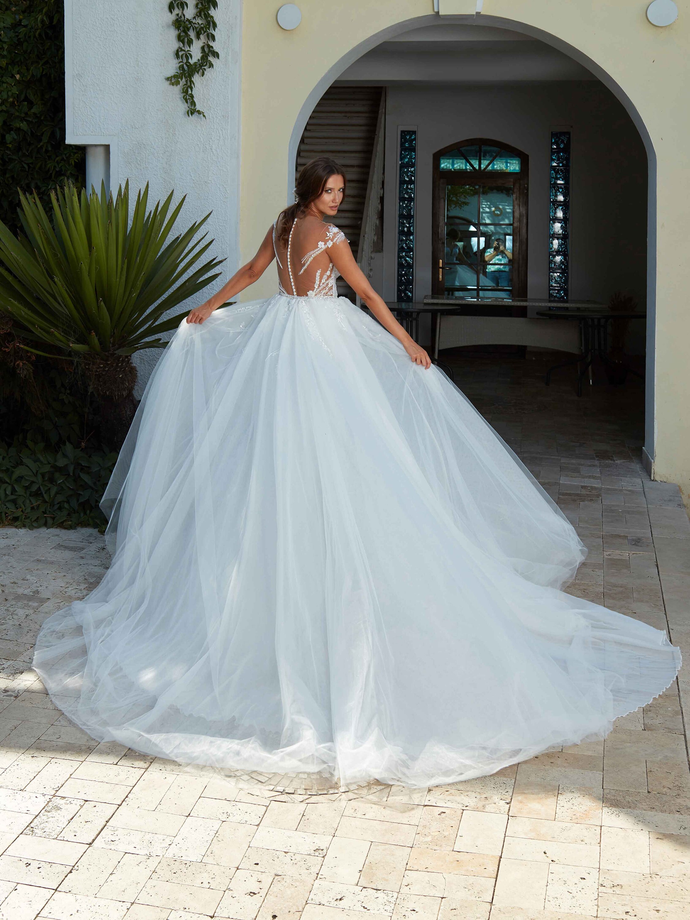 Long Detachable Train Mermaid Wedding Dress, Unique Lace Bridal Gown ...