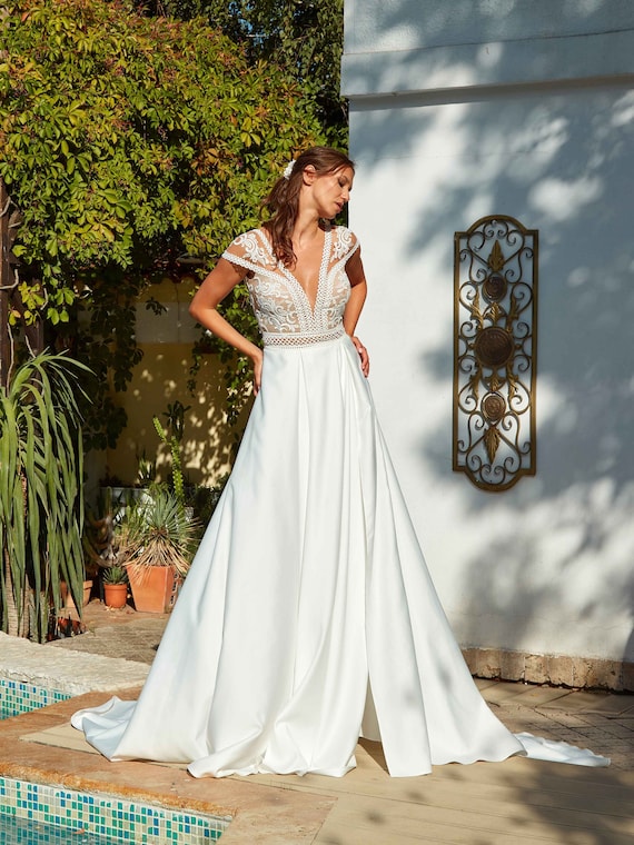Deep V Neckline A-line Boho Wedding Dress,slit Boho Bridal Gown,vintage Bohemian Wedding Dress,lace Boho Wedding Gown,hippie Wedding Bridal - Etsy UK Deep V Neckline A-line Boho Wedding Dress,slit Boho Bridal Gown,vintage Bohemian Wedding Dress,lace Boho Wedding Gown,hippie Wedding Bridal - Etsy UK