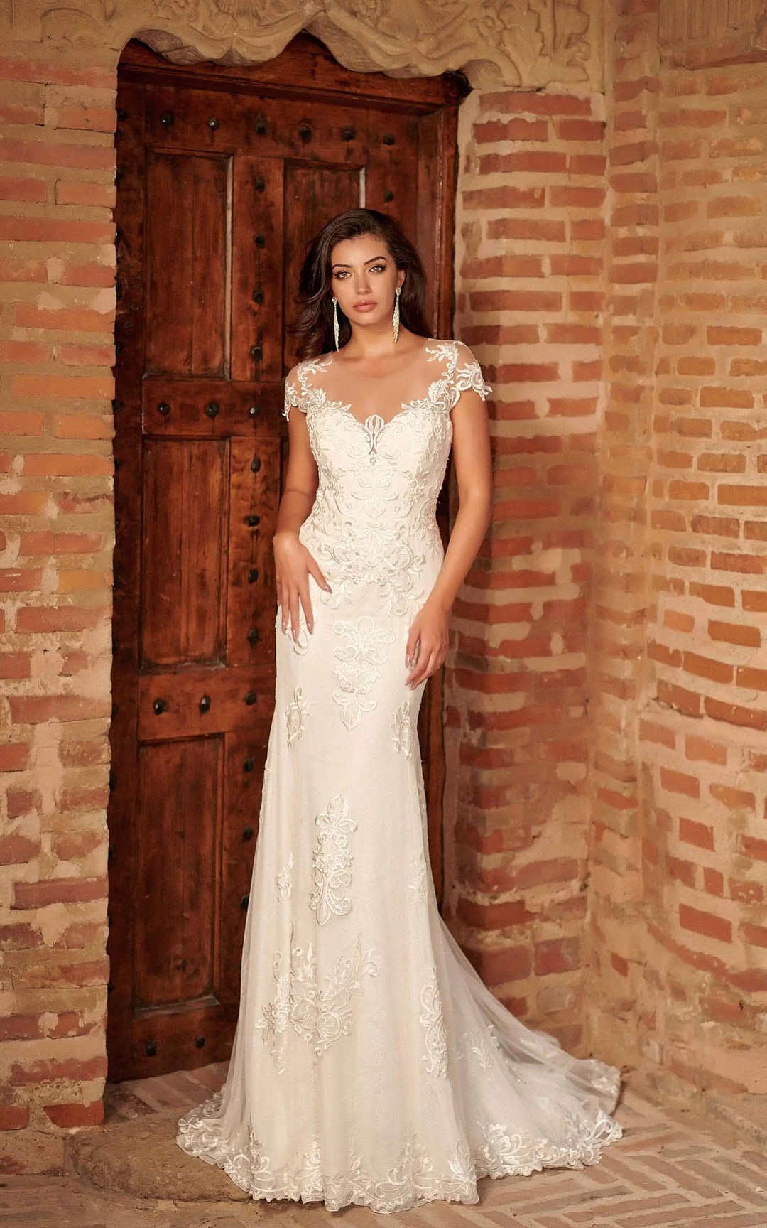 Mermaid Square Neck White Classic Wedding Dress with Open Back