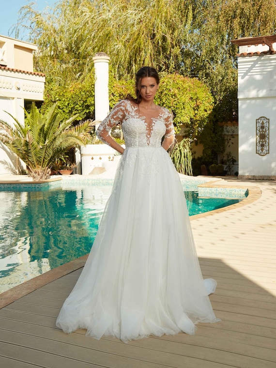 Long Sleeve A Line Deep V Neck Tulle Wedding Dress Long Sleeve A Line Deep V Neck Tulle Wedding Dress