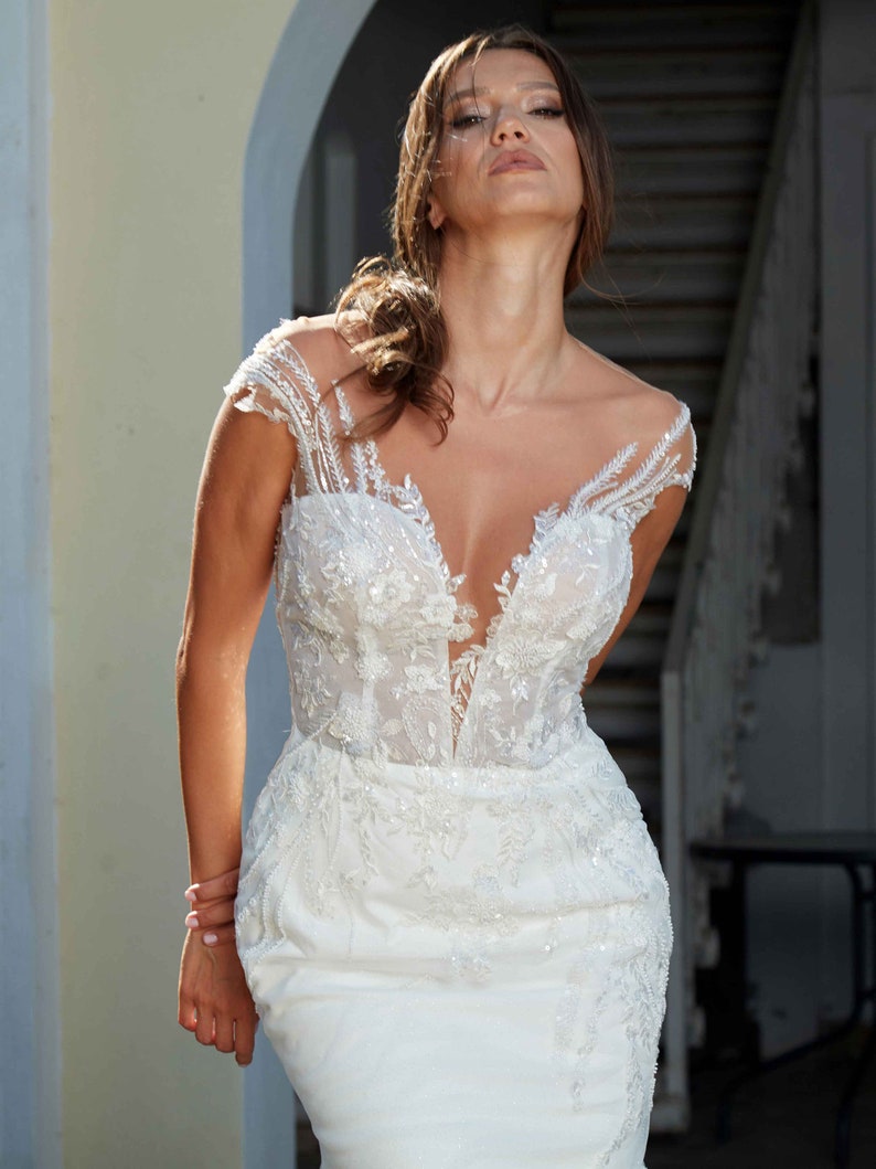 Long Detachable Train Wedding Dress 2-in-1 Lace Mermaid
