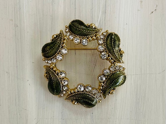 Monet Vintage Brooch - image 2