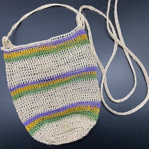 Chácara Panamanian Handmade Crochet Folkloric Medium Bag 7” x 6” Chacara Bag