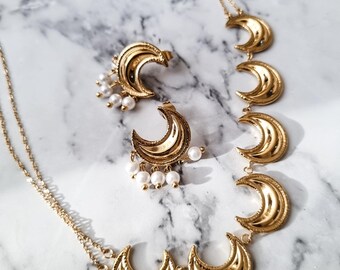 Gold Vintage Statement Necklace Set| Classic Boho Moon Jewelry Pearl| Chunky Gold Earrings | Luxury Gift for Her | Necklace and Earrings Set