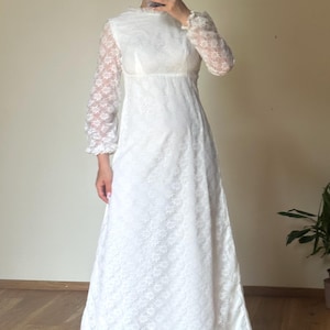 Preloved Vintage Wedding Dress