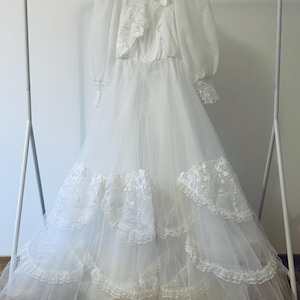 Preloved Vintage 80s Wedding Dress