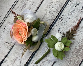 Blush rose corsage and boutonniere set Wedding wrist corsage Rustic corsage Prom corsage Bridesmaid bracelet Wedding rose boutonniere
