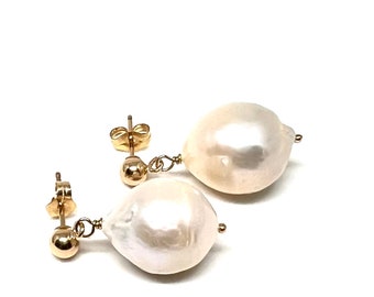 Pearl drop earring, Baroque pearl earrings, 14k gold earrings, freshwater pearl earrings, June birthstone, Bridesmaids Gift, bridal earrings