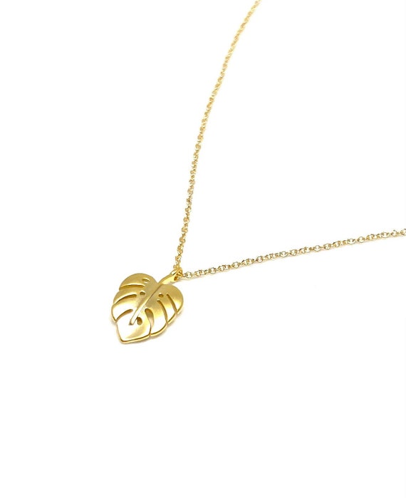 Gold Monstera Leaf Necklace: Tropical Plant Jewelry