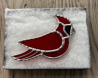 Stained Glass Cardinal Ornament, Bird Suncatcher, Bird Decoration, Bird Lovers Gift, Glass Birds, Nature