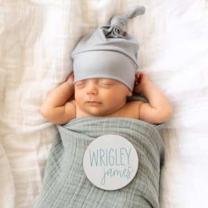 Small Baby Name Sign - 3.5" circle