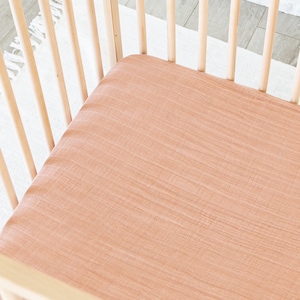 Deluxe Muslin Crib Sheet in Tawny