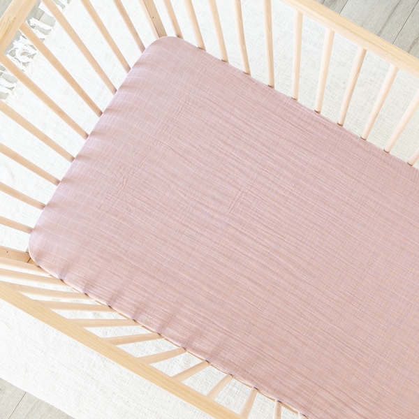 Deluxe Muslin Crib Sheet in Lilac