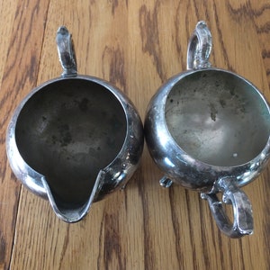 Wm Rogers Silver Plate Teapot With Sugar Bowl And Creamer image 5