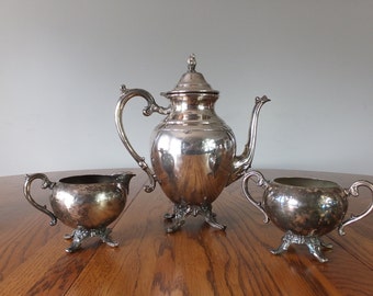 Wm Rogers Silver Plate Teapot With Sugar Bowl And Creamer