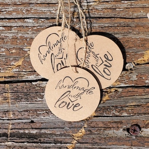 80pcs Étiquettes d’artisanat brun avec ficelle, Fait à la main avec amour, Étiquettes client, Étiquettes suspendues avec corde, Étiquettes en papier, Tag Kraft Cadeau avec ficelle