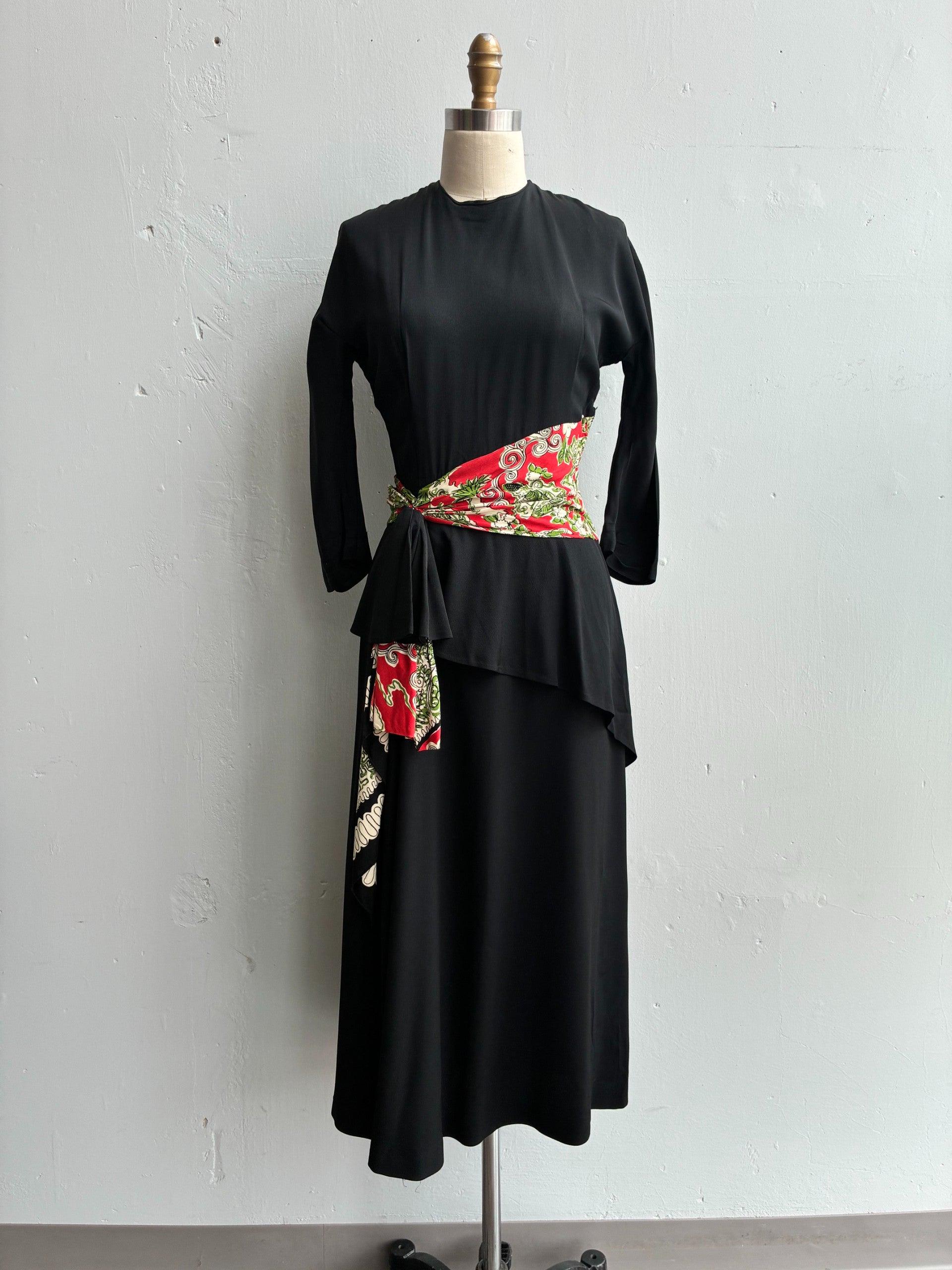 open back linen dress in Black Medium straight-neckline Print:6T Bookworm/Rainbow Tie-Dye Back/Rainbow Tie-Dye this dress is perfect Zapakasa Women Black Midi