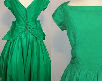 1950s 1960s Green Taffeta Party Dress
