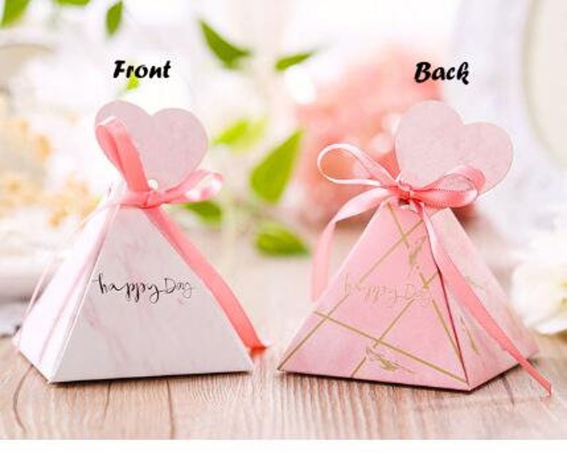50pcs Creative Candy Box Baby Shower Favors Triangular Pyramid Wedding Favors Gifts Box Bomboniera Party Supplies1