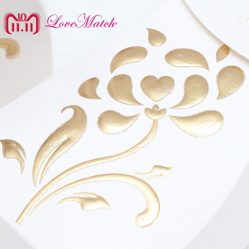 25Pcs Vase Shape Flower Wedding Favors Box Candy Box White And Golden Paper Gift Box For Wedding And Party
