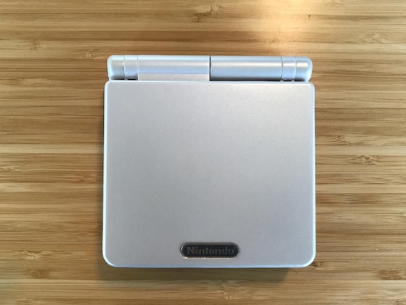 ゲームボーイアドバンス (ホワイト )SP ゲームボーイアドバンスSP本体 パールホワイト 買取