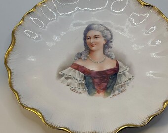 Conjunto de 3 platos de retrato de porcelana francesa Sarreguemines antiguos - Luis XV y María Antonieta