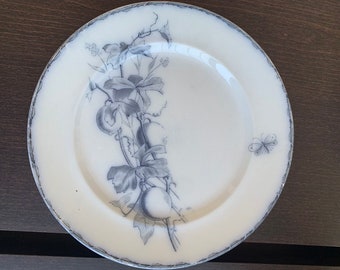 Seis platos antiguos de Villeroy & Boch, fechados entre 1874 y 1909