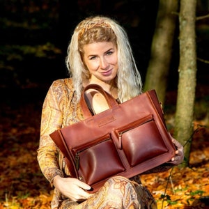 Sac pour ordinateur portable pour femme, sac messager en cuir, sac à bandoulière, sac en cuir avec poignée supérieure, cadeau personnalisé pour elle, cadeau pour maman