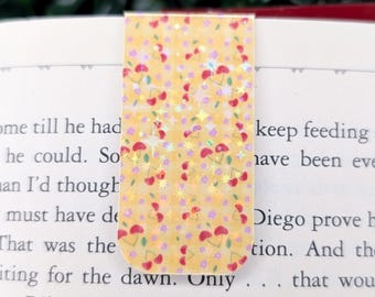 Cherry Gingham Magnetic Bookmark – Star Holographic Summer Book Accessory