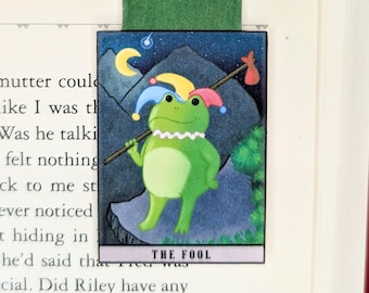Marcapáginas magnético de tarot de la rana – La carta del Loco Regalo de rana caprichosa