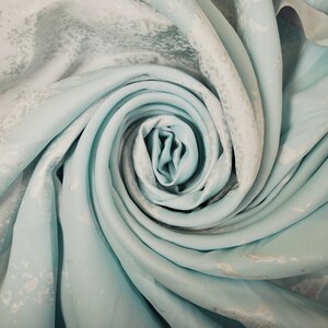 Polyester Satin Stoff Blau Stoff Muster Stoff (135cm x 160cm Stück) Reststoff Schnittstoff Modestoff Kleidung Bastelbedarf