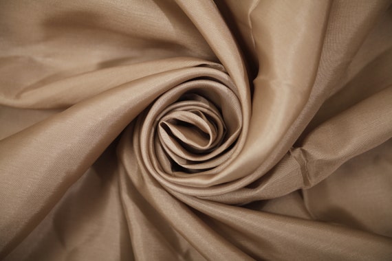 100% polyester stof Beige stof Glanzende stof (130 x 200 cm resterende stof)  Stof afgesneden stof Modestof Kleding Knutselen Benodigdheden - Etsy  Nederland