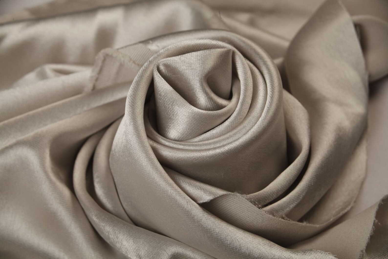 80 Triacetate & Polyester Satin Champagne Fabric Etsy
