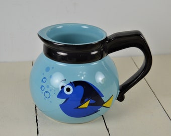 Disney Pixar FINDING DORY 20 oz Coffee Pot Mug, Disney Store, Finding Nemo, Coffee Pot Mug, 4.25", Used