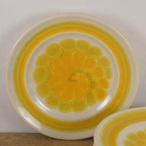 Set of 5 Franciscan SUNDANCE 6.5&quot; Bread and Butter Plates, White with Yellow Spiral Circle Design, Franciscan Earthenware USA