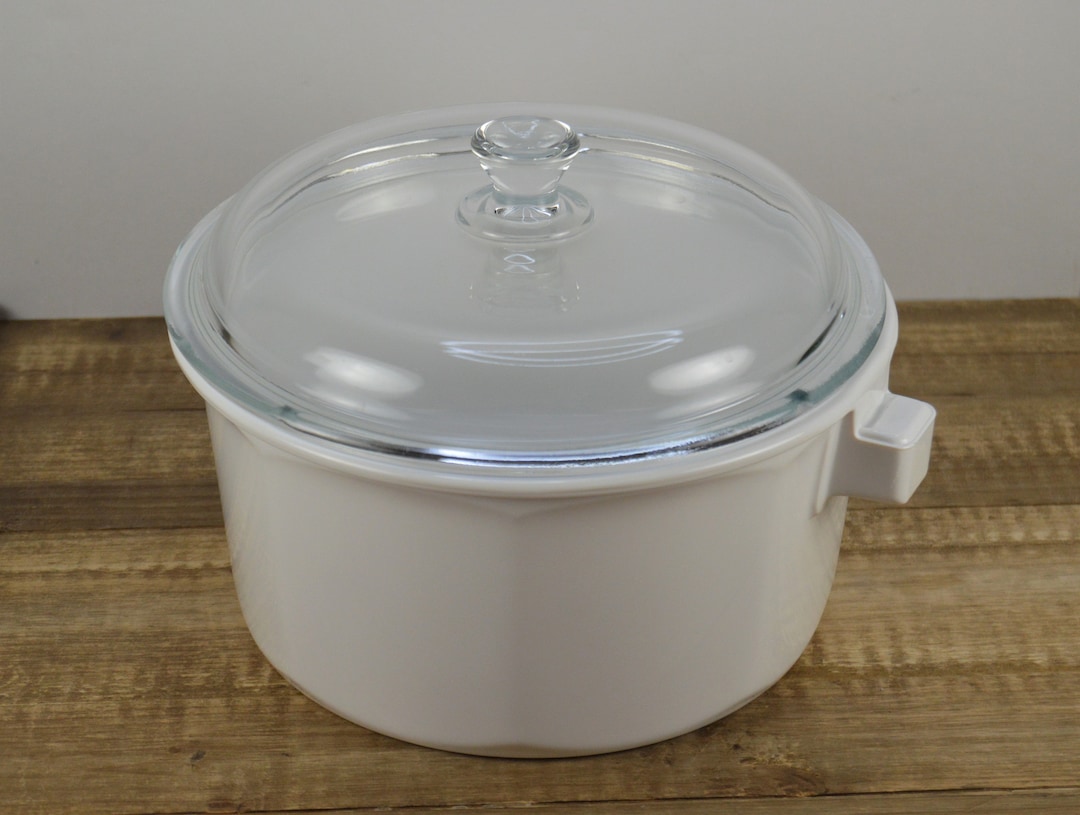 NOUVEAU by Princess House 2 Quart Covered Casserole With Glass Lid, No