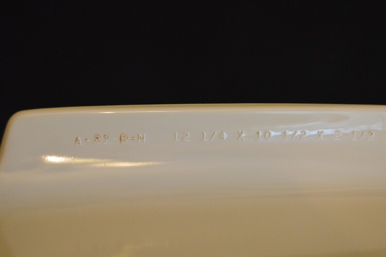 12.25x10.5x2.5 Pink Hearts Natural Off-White Corning FOREVER YOURS A-21-B-N Lasagna Baking Dish Pan