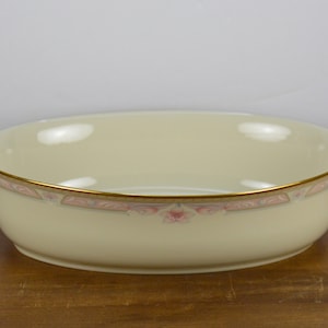 Lenox BELLAIRE 9.5&quot; Oval Vegetable Bowl, Serving Bowl, Newer Bellaire, Ivory with Gold Trim, Pink Blue Floral Band, Metropolitan