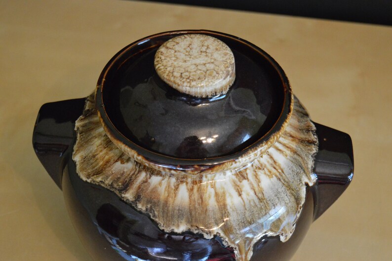 USA Jar 5.75 Covered Baker Dark Brown Roseville Ohio RRP Brown Drip Glaze Bean Pot with Lid
